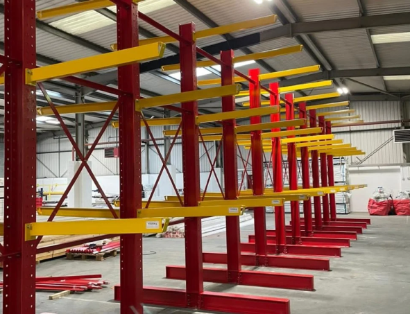 Cantilever Racking 1